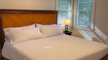 3 sovrum, skrivbord, gratis wi-fi och sÀngklÀder