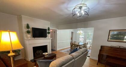 3 bedroom, 2 bath home less than a mile from The Masters!