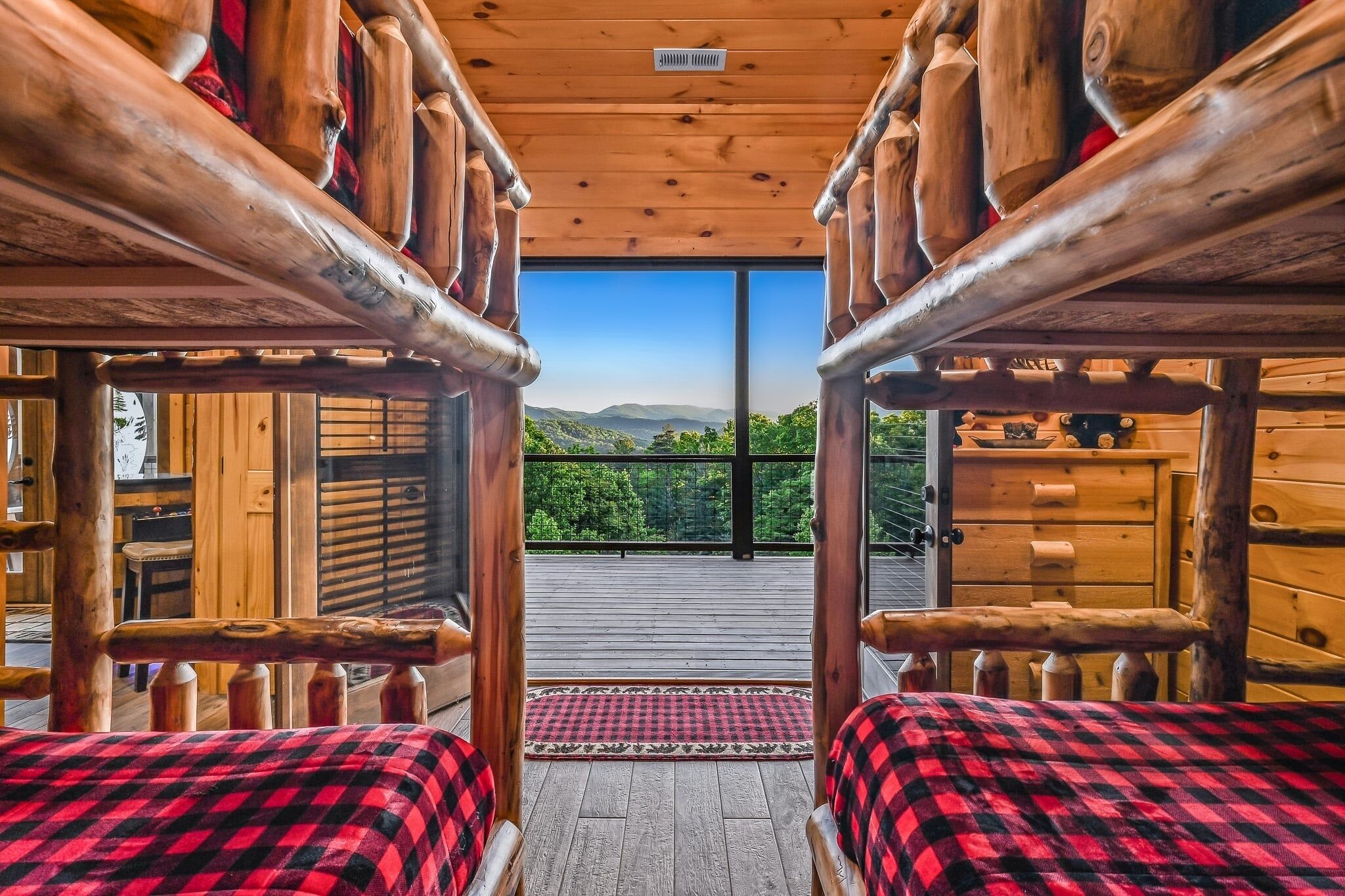 5 bedrooms, free WiFi