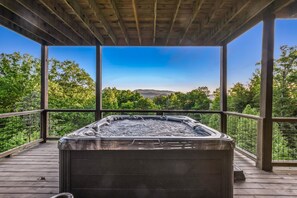 Cabin, 5 Bedrooms | Outdoor spa tub - Lazy Bear Lodge 5 Bedroom Cabin by RedAwning (Walland)