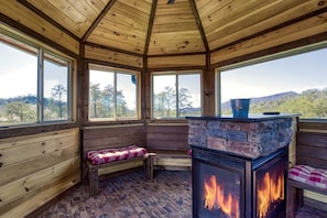 Cabin, 3 Bedrooms | Bahagian dalam