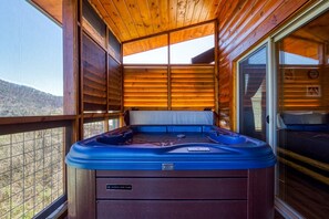 小屋, 3 间卧室 | 室外 SPA 浴缸