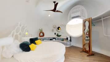 Superior Villa | 1 bedroom, iron/ironing board, free WiFi
