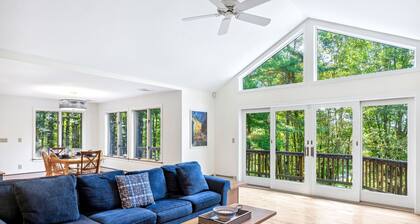 Highland Ridge House with Game Room & Large Deck