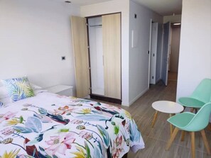 1 Schlafzimmer, WLAN, Bettwäsche