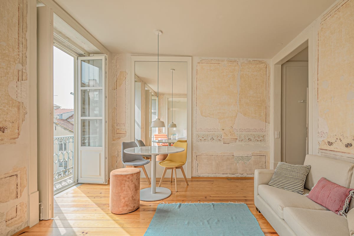 Layering of Stories Apartment (4A) | Living area