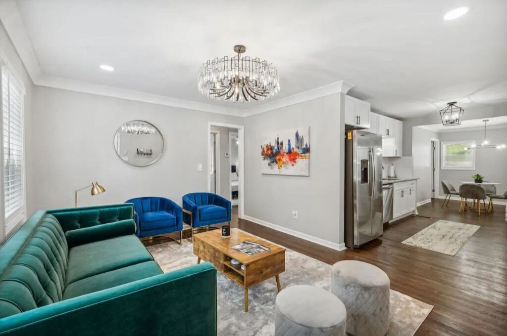 NEW Stunning ATL Hideaway 0.7 miles from Airport