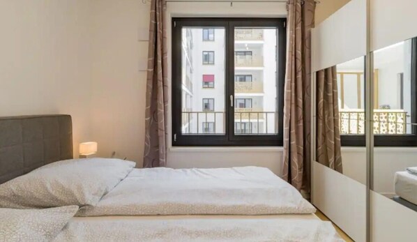 1 bedroom, iron/ironing board, free WiFi, bed sheets