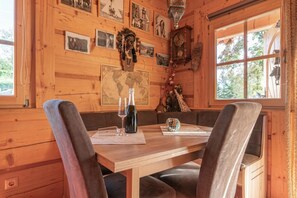 Family Chalet, Multiple Bedrooms, Mountainside (Log Cabin Forest Fairy) | Dining - Log Cabin Forest Chalets (Podcetrtek)
