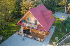 Front of property - Log Cabin Forest Chalets (Podcetrtek)