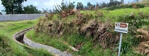 Discover the charming location of Levada and Lombadinha.