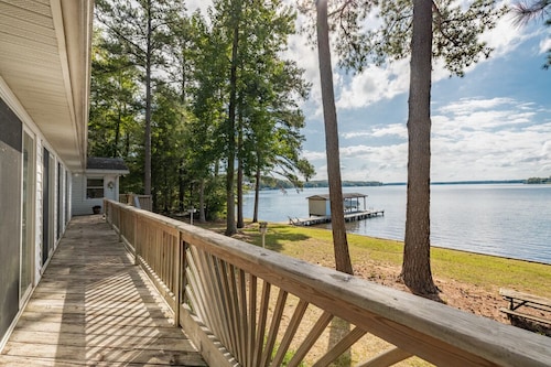 New! Main Lake View, Pet-Friendly, Firepit, Dock