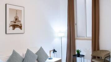 2 quartos, ferros/tábuas de passar roupa, Wi-Fi de cortesia