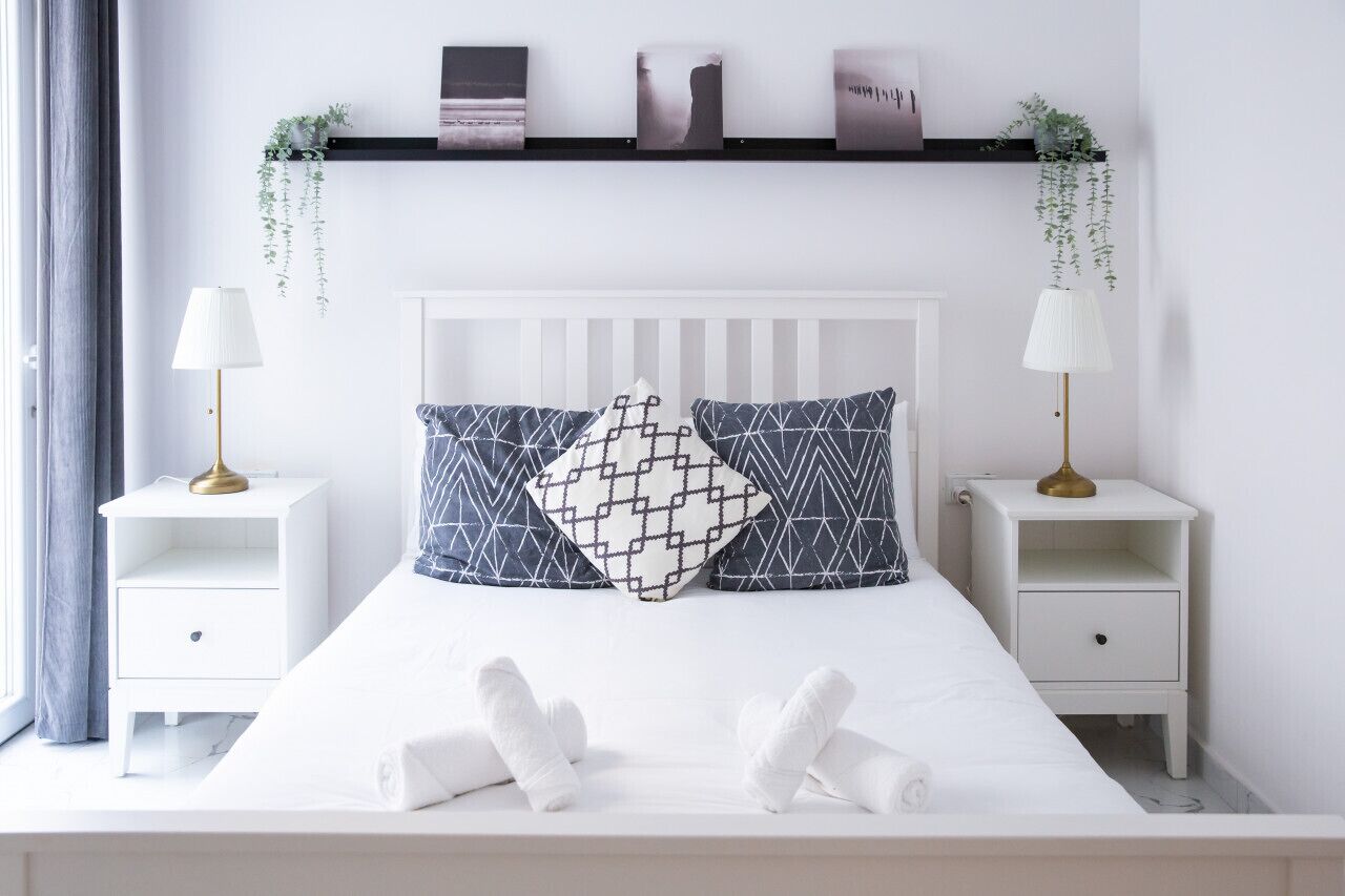 1 Schlafzimmer, Schreibtisch, Bügeleisen/Bügelbrett, Reisekinderbett