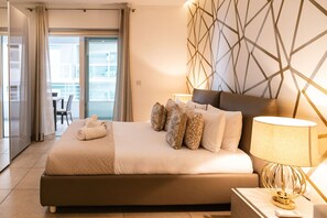 4 habitaciones, escritorio, tabla de planchar con plancha y wifi gratis