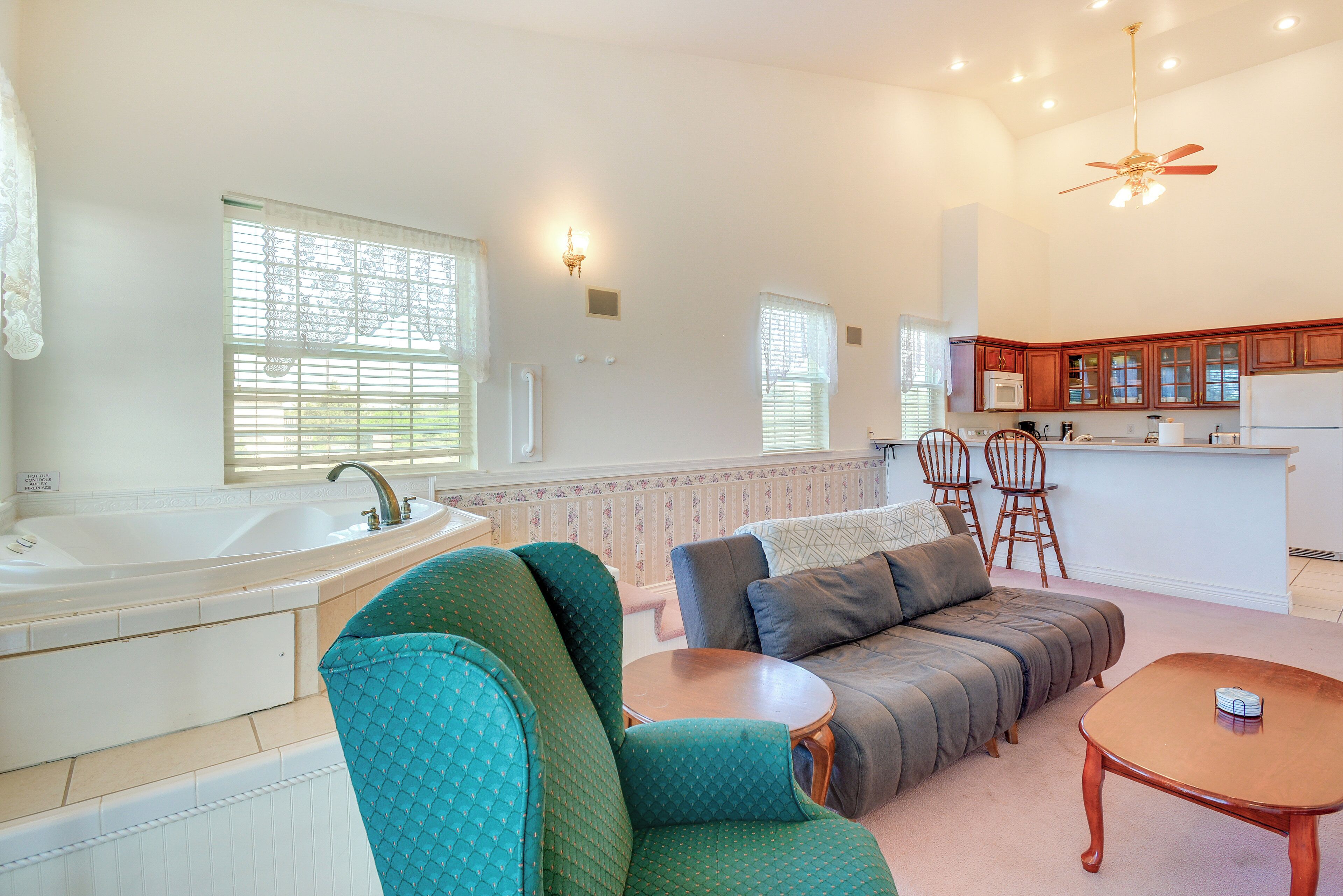 Apartment (1 Bedroom) | Interior