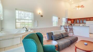 Apartment (1 Bedroom) | Interior