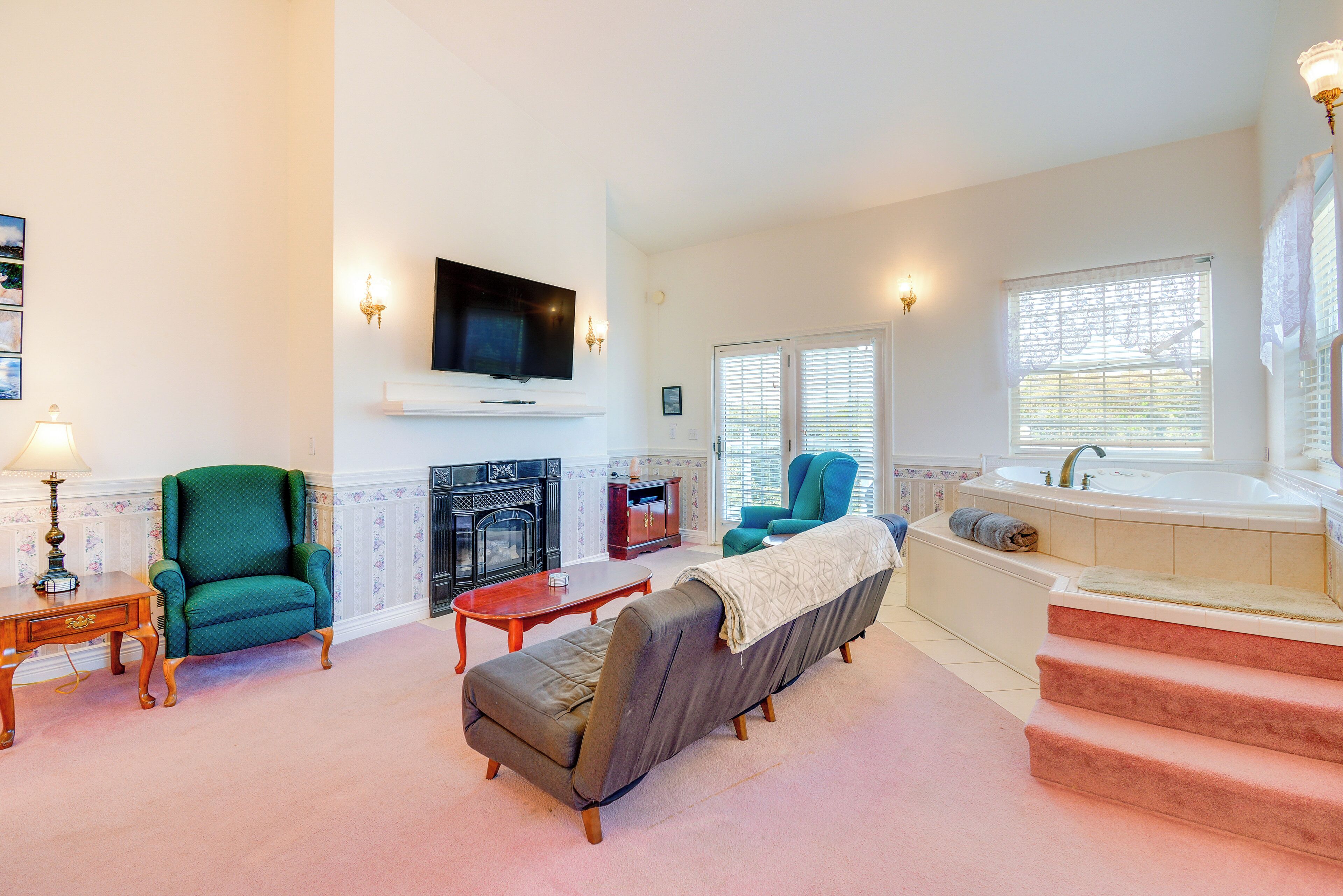 Apartment (1 Bedroom) | Interior