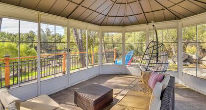 Private Lake, Hot Tub & EV Charger: Mariposa Home!