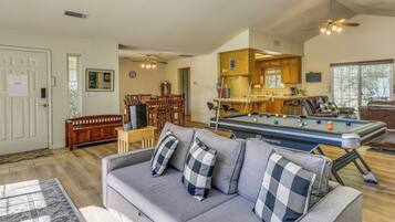 Cottage (3 Bedrooms) | Interior