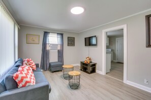 Cottage (2 Bedrooms) | Interior