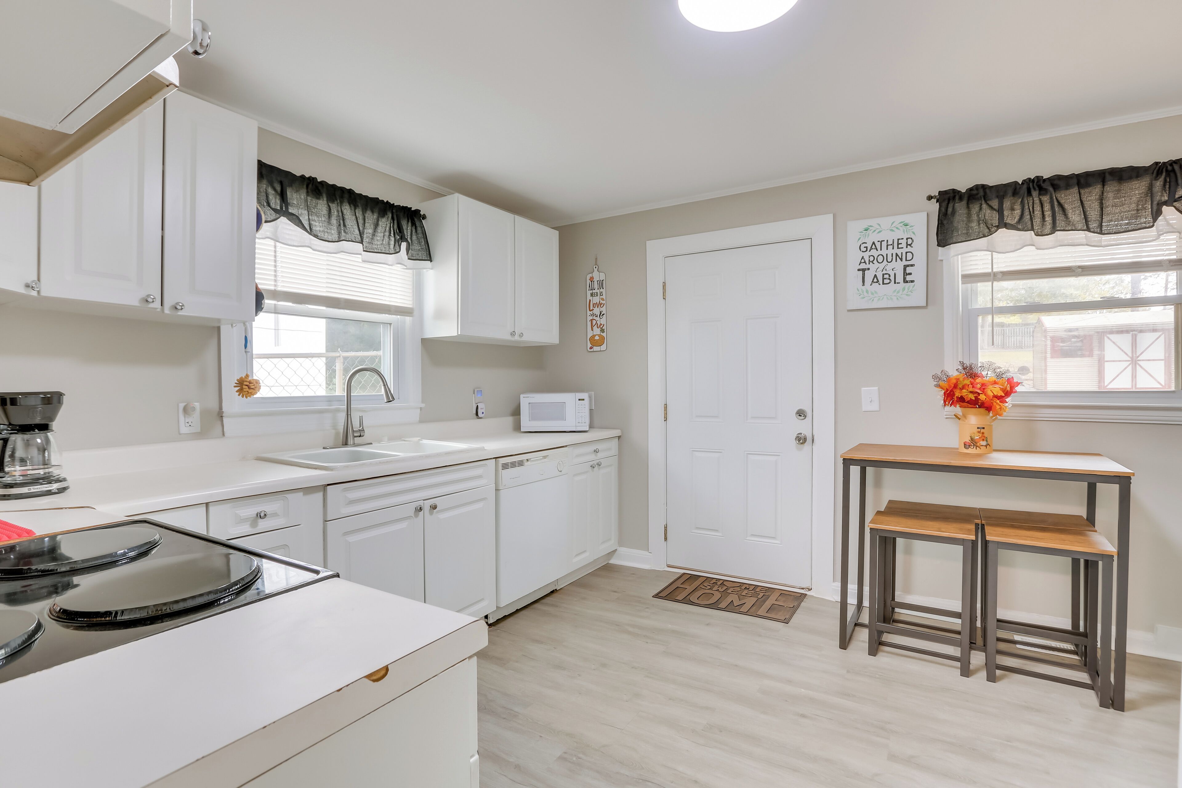 Cottage (2 Bedrooms) | Interior