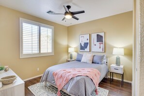 House (3 Bedrooms) | Interior - Bullhead City Home w/ Private Hot Tub & Gas Grill! (Bullhead City)