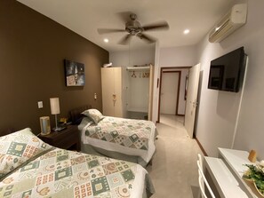 3 bedrooms, iron/ironing board, WiFi, bed sheets - 3Br 2Bath Condo with Ocean/Mountain Views, A/C, Pool area, 5 min to beach (Jacó)