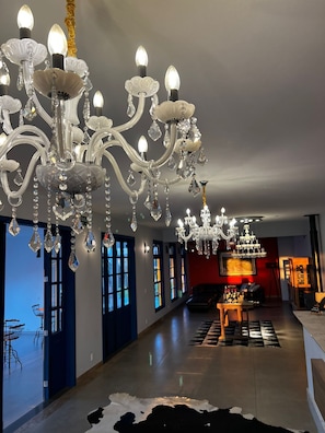 Lobby sitting area - Estalagem Pastoreio (Novo Hamburgo)
