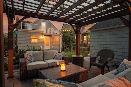 Terrace/patio. Stylish 3BR Home in Prime St. Paul Location