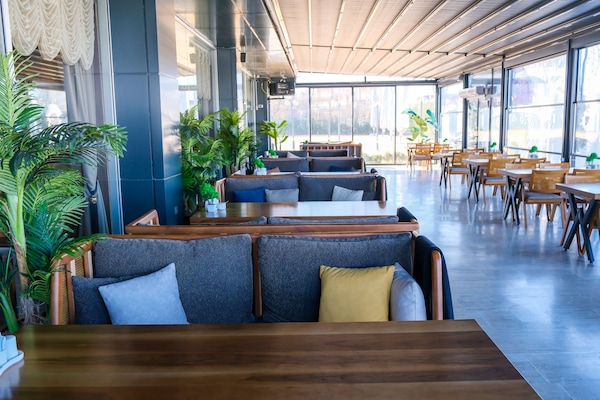 Cafe