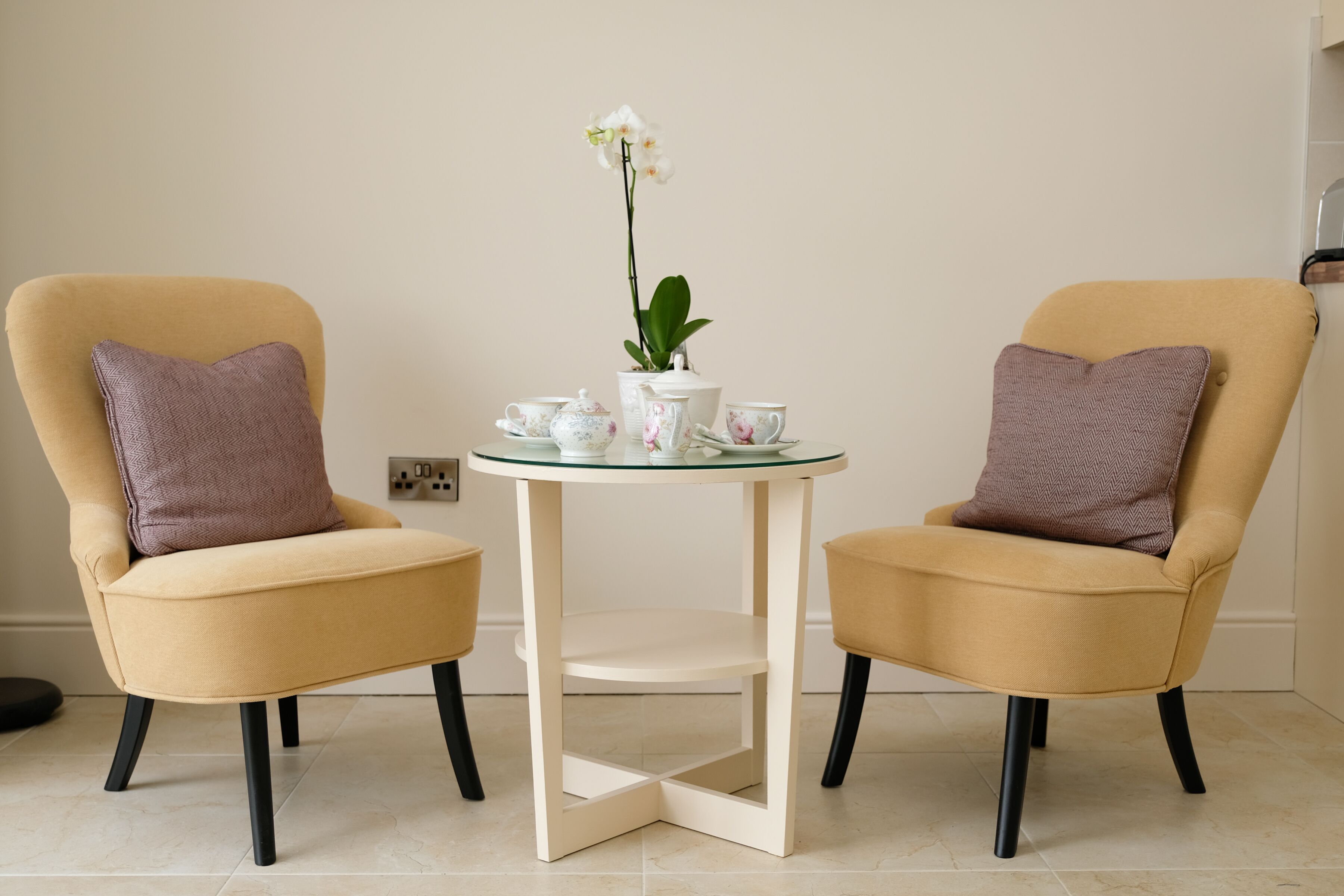 Makan di kamar