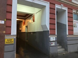 Exterior detail - Urban-style-rooftop-apartment (Wien)