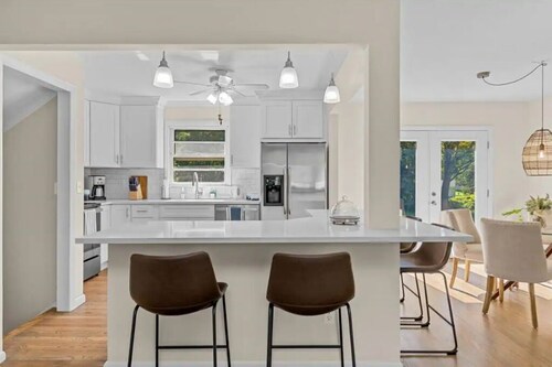 Updated, cozy single family in Fairfield County