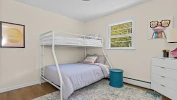 3 habitaciones, escritorio, cuna de viaje y wifi gratis