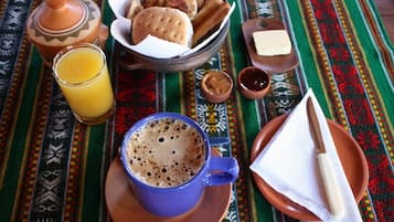 Desayuno continental incluido todos los días