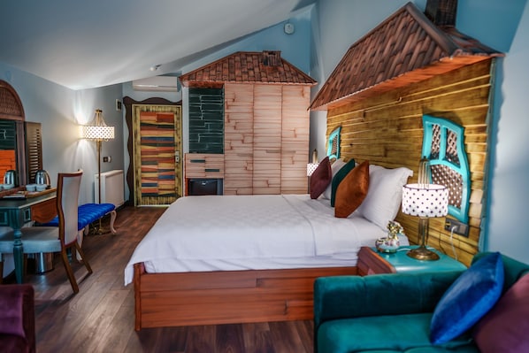 Executive Room, 1 Queen Bed, Non Smoking, Mountain View | 1 bedroom, Egyptian cotton sheets, premium bedding, Select Comfort beds