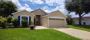 Exterior - Lakefront with private pool (Kissimmee)