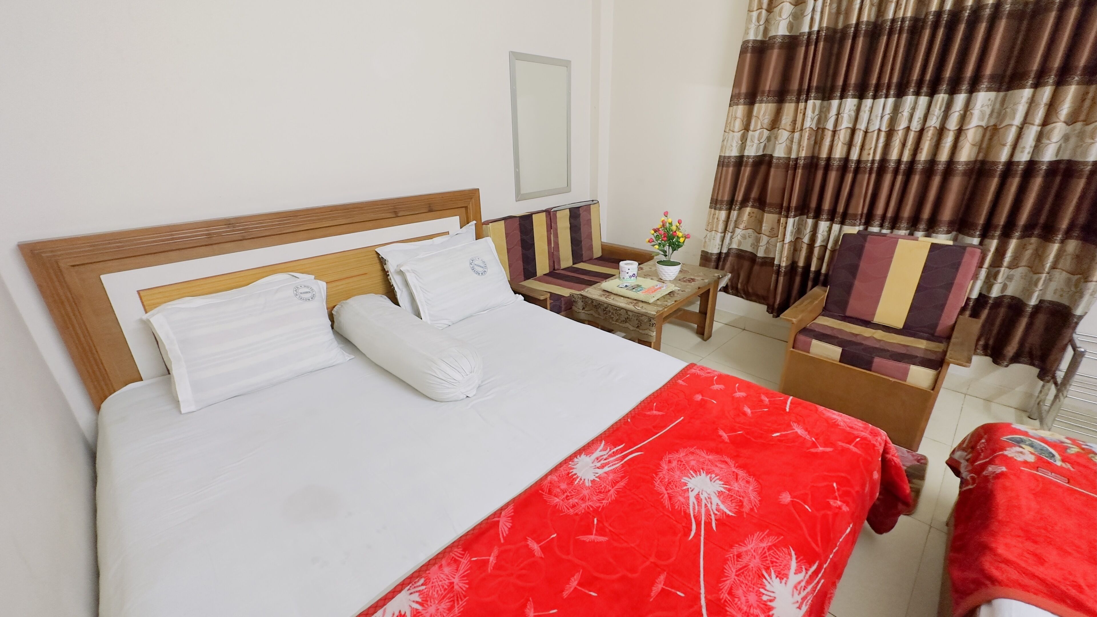 Family Room | Free WiFi, bed sheets
