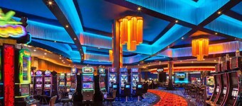 1 Mile from Spirit Mountain Casino! Cozy apartment that sleeps 6