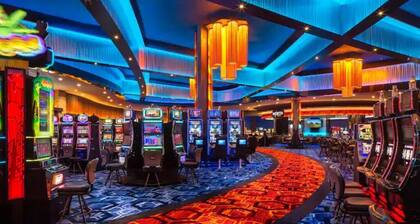 1 Mile from Spirit Mountain Casino! Cozy apartment that sleeps 6