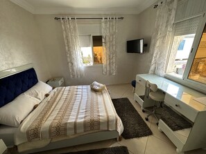 2 bedrooms, desk, iron/ironing board, travel cot - Appartement de vacances  (Essaouira)
