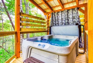 Unclassified image, 4 of 21, button - Harper’s Hideaway- New-Close to downtown& Hot tub! (Gatlinburg)