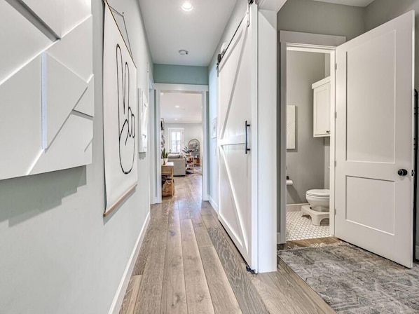 Interior - Spacious + Central Condo in Carlton Landing (Carlton Landing)