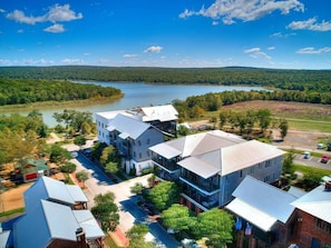 Exterior - Spacious + Central Condo in Carlton Landing (Carlton Landing)