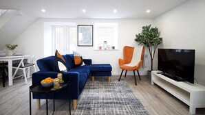 Basic House | Living area - The White House by Tŷ SA (Aberdare)