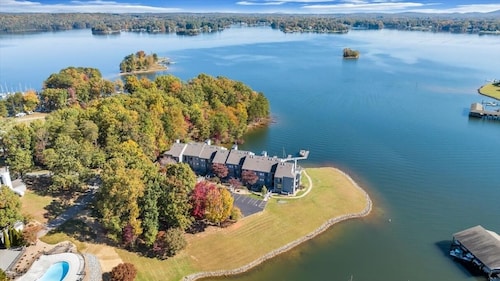 Walkout waterfront condo located in Bernard's Landing at Smith Mountain Lake! 