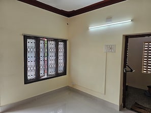 Interior - Family Home in Prime Location close to City Center (Sathamangalam)