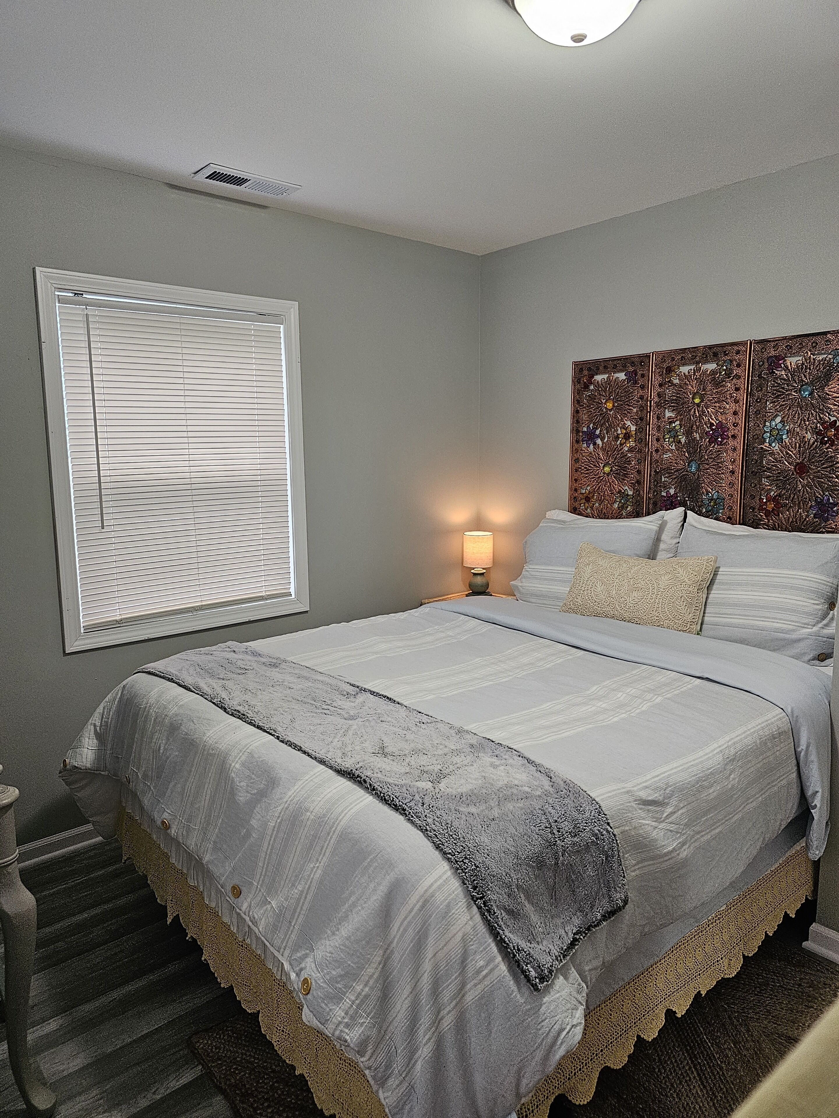 2 habitaciones, tabla de planchar con plancha y wifi gratis 