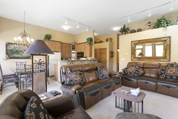 SunVail Condos 31E - a SkyRun Vail Property - 